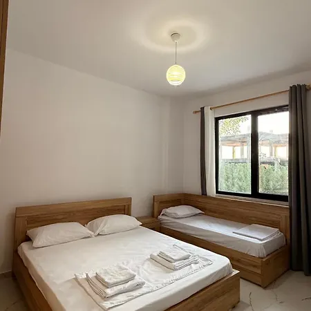 Apartment Azure Golem (Tirana)