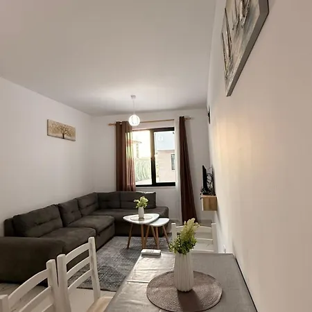 Apartman Azure *